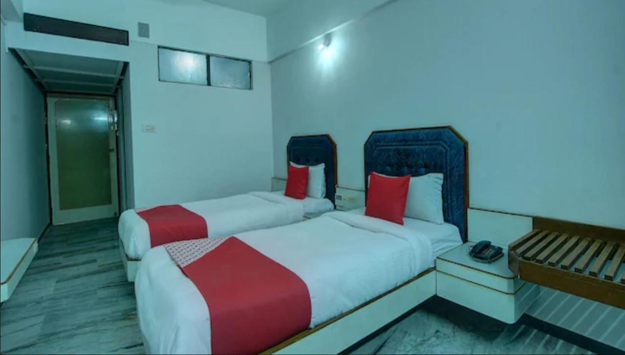 Hotel Padmam Madurai Εξωτερικό φωτογραφία