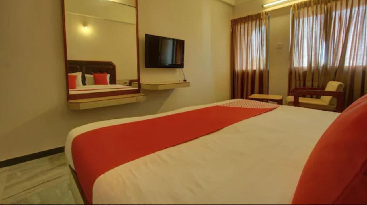 Hotel Padmam Madurai Εξωτερικό φωτογραφία