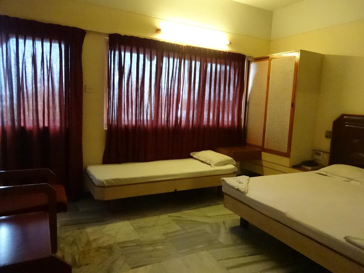 Hotel Padmam Madurai Εξωτερικό φωτογραφία
